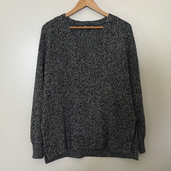 Athleta Switchback Pullover Sweater V Neck Wool Blend Black Marl Size M - Picture 3 of 11